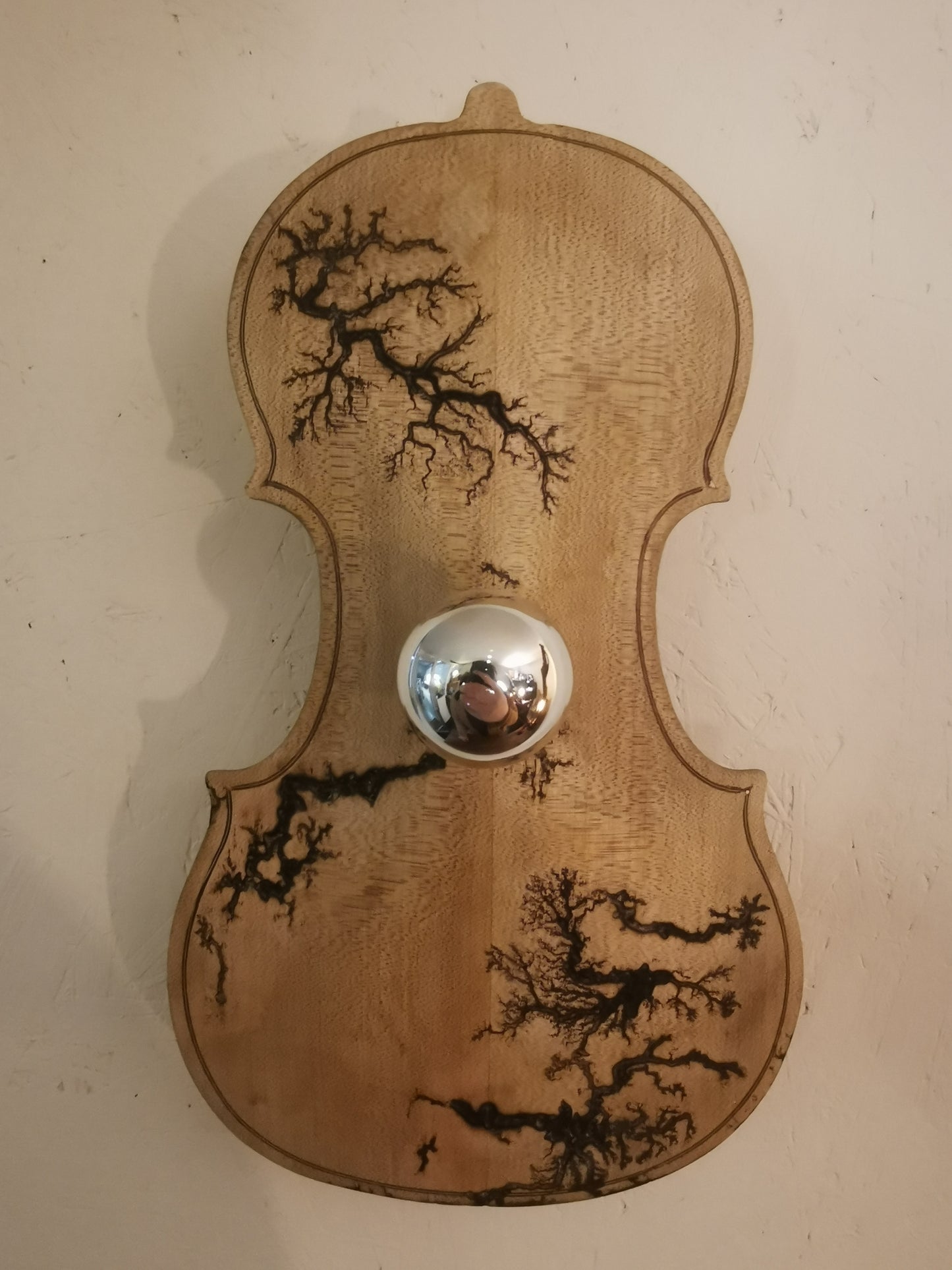 Violon foudroyé